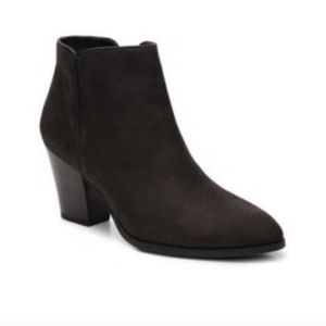 Franco Sarto black leather “appeal”  bootie SZ 8.5